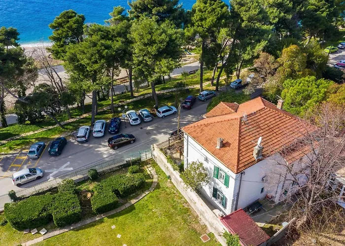 Seaside House Kolovare